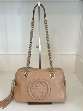 Gucci Soho Shoulder Bag Beige Leather with Gold Chain, GG Logo & Leather Tassel